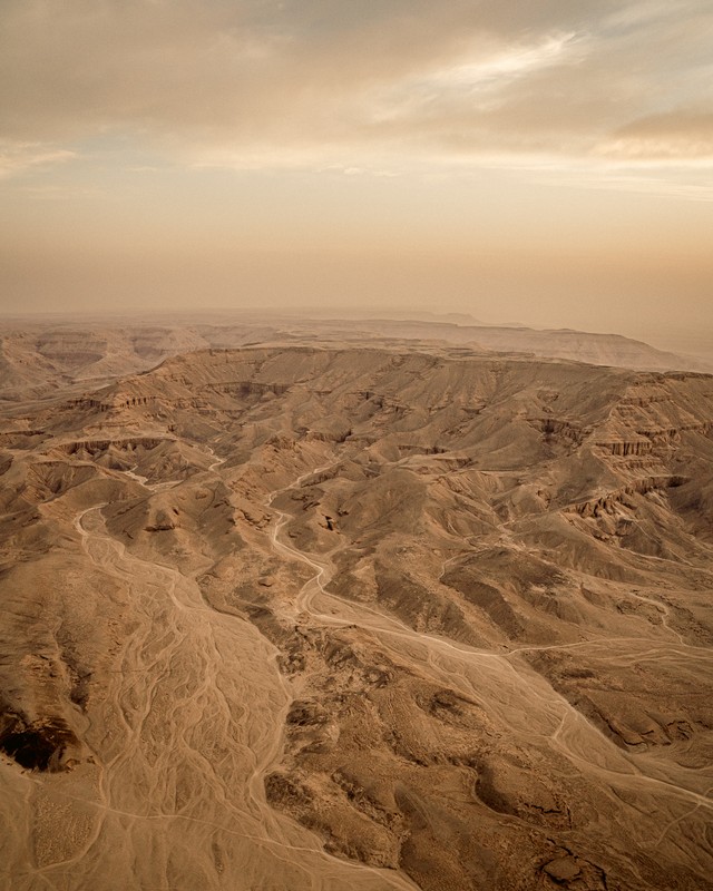 VIEW OF THE MORNING SAHARA
